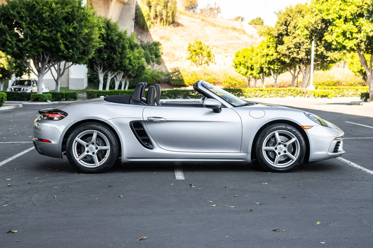2018 Porsche 718 Boxster — photo 10