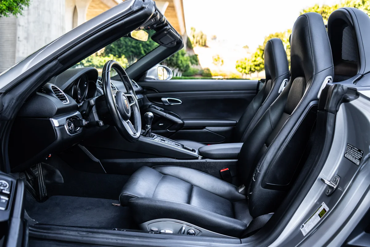 2018 Porsche 718 Boxster — photo 26