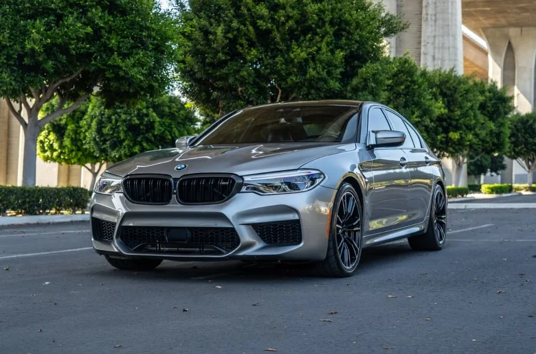 2020 BMW M5 — photo 3