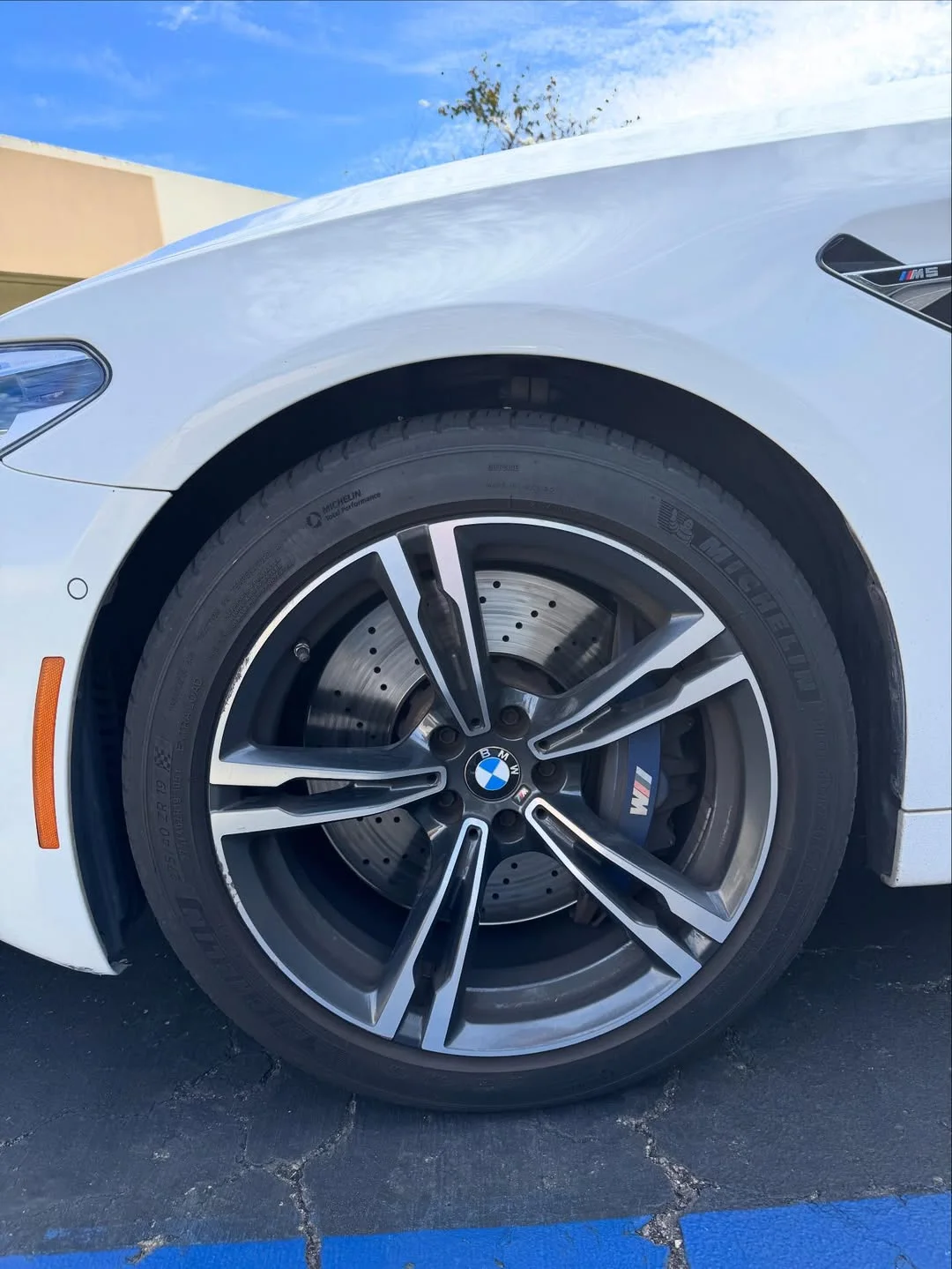 2019 BMW M5 — photo 8