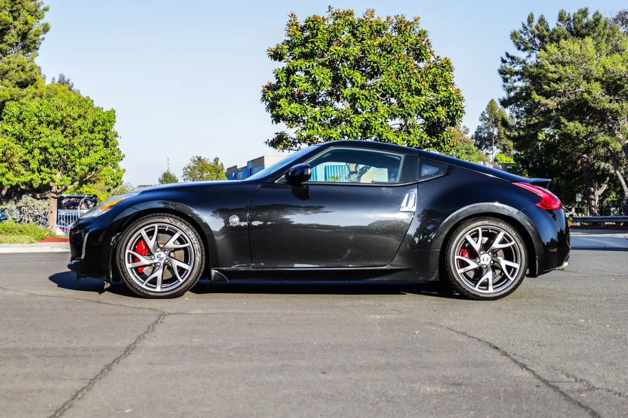 2014 Nissan 370Z — photo 6