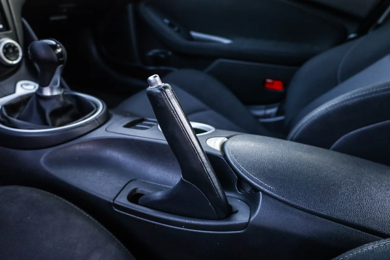 2014 Nissan 370Z — photo 12