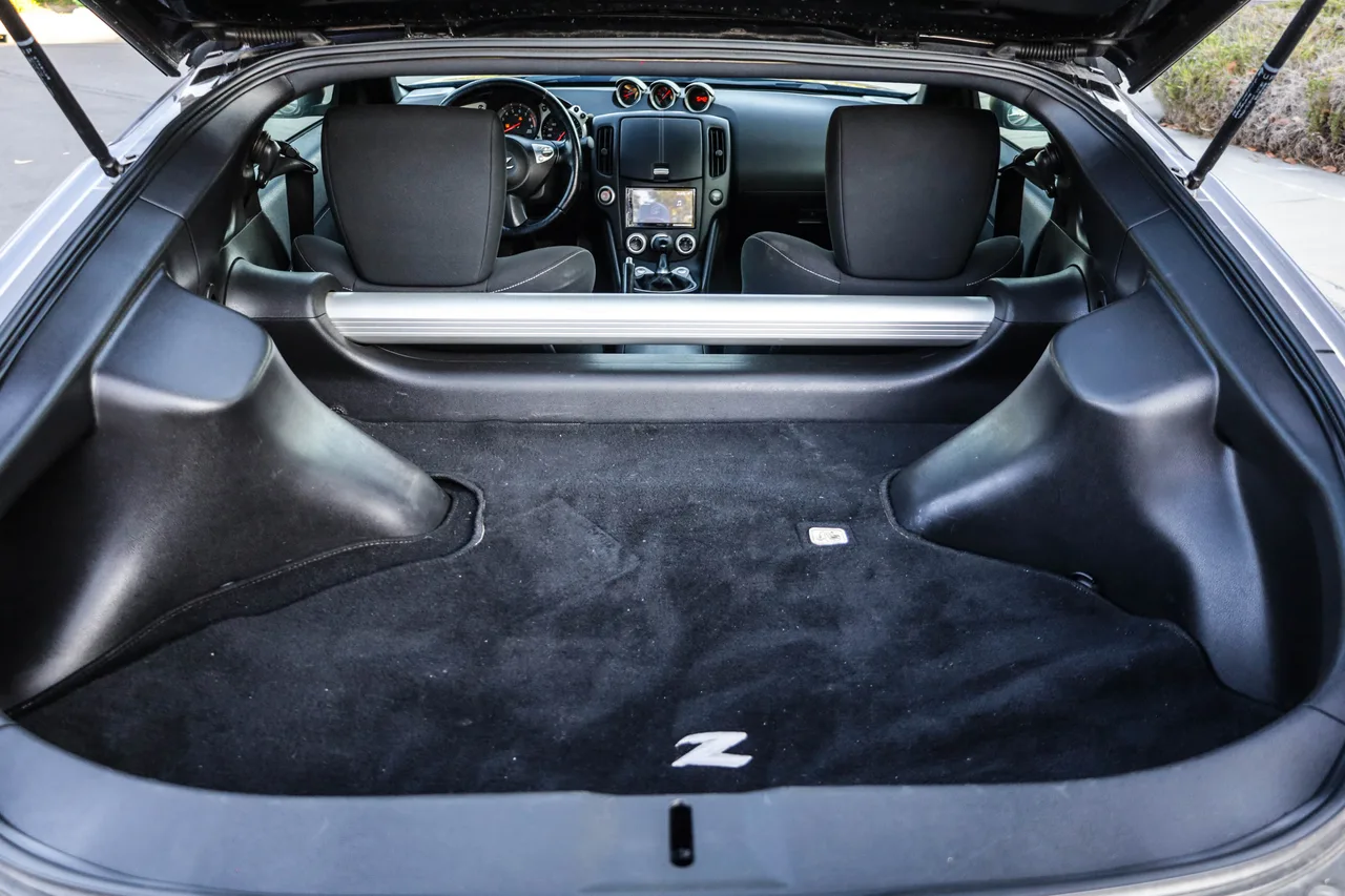 2014 Nissan 370Z — photo 13