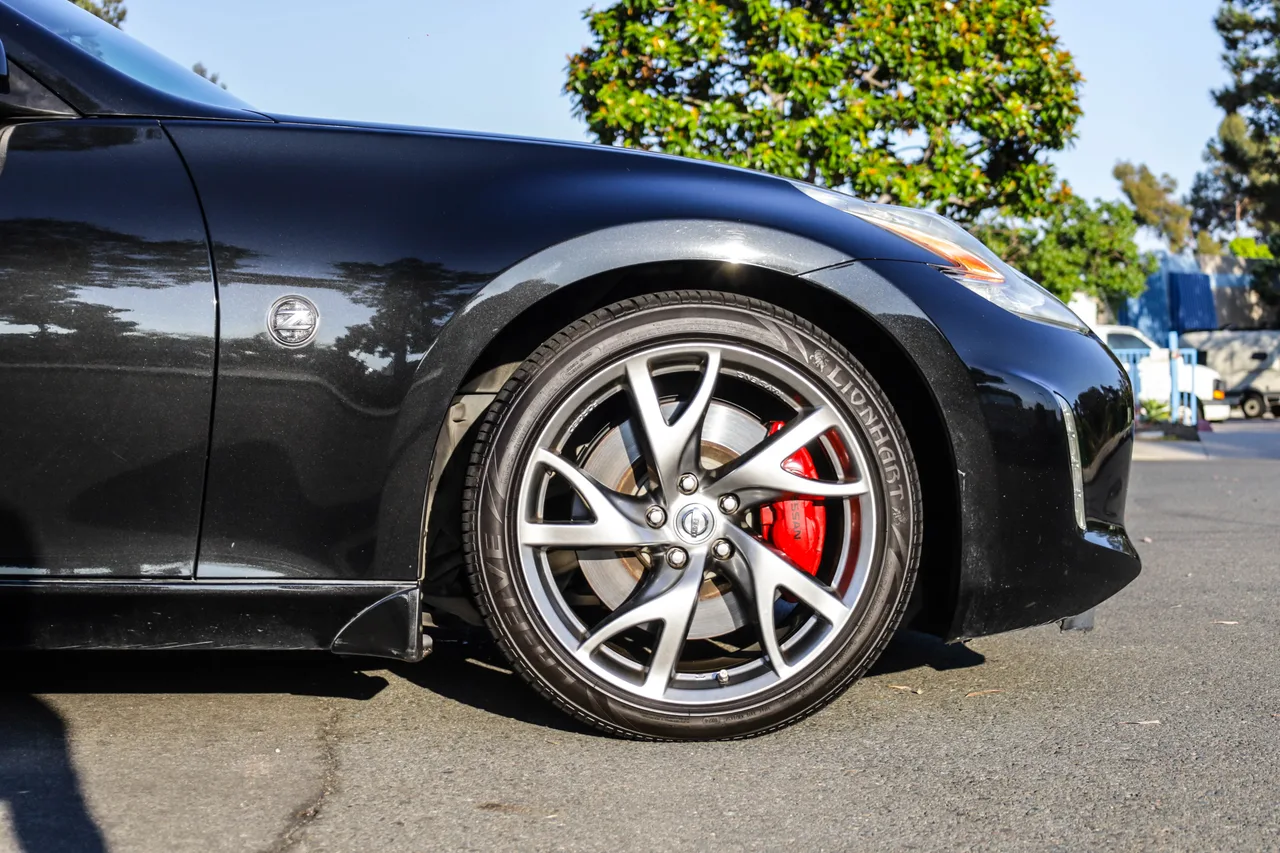 2014 Nissan 370Z — photo 22